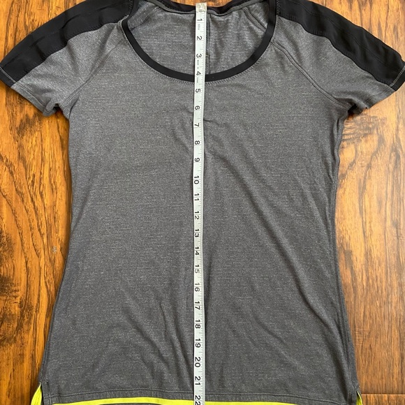 Lululemon Athletica Top - Picture 3 of 7